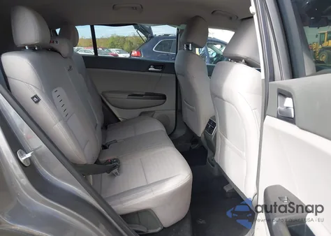 2018 Kia Sportage Lx z USA, uszkodzony, nr VIN KNDPM3AC0J7393746